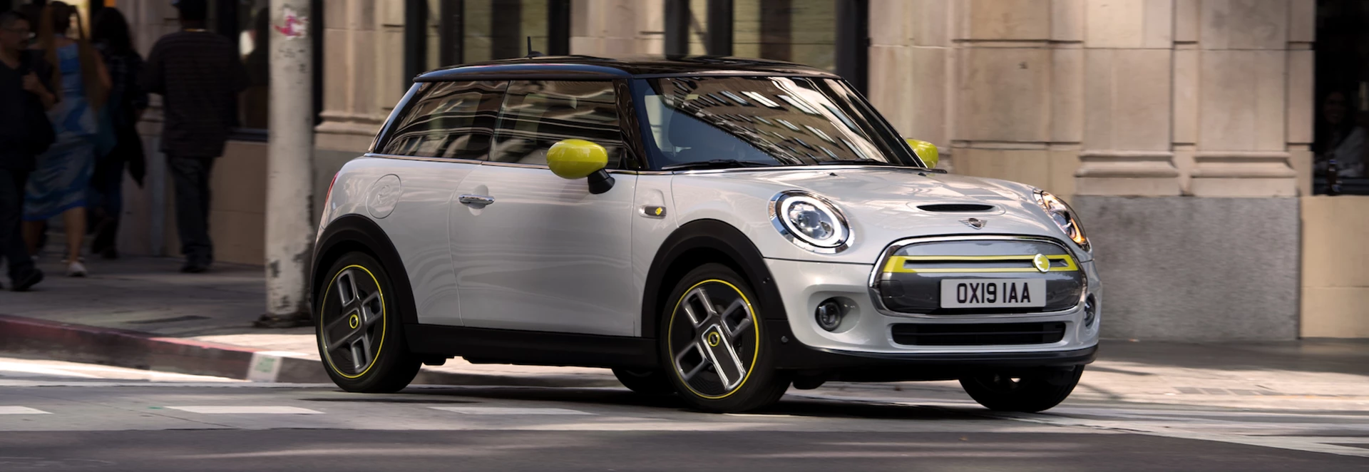 5 reasons why the Mini Electric is the perfect city EV 